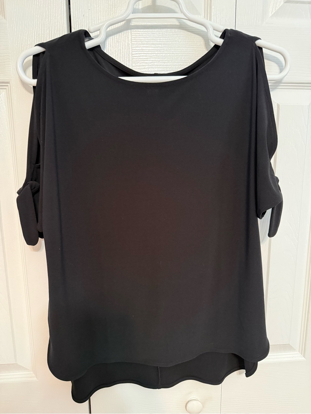 Bar III Black Cold-Shoulder Short Sleeve Top